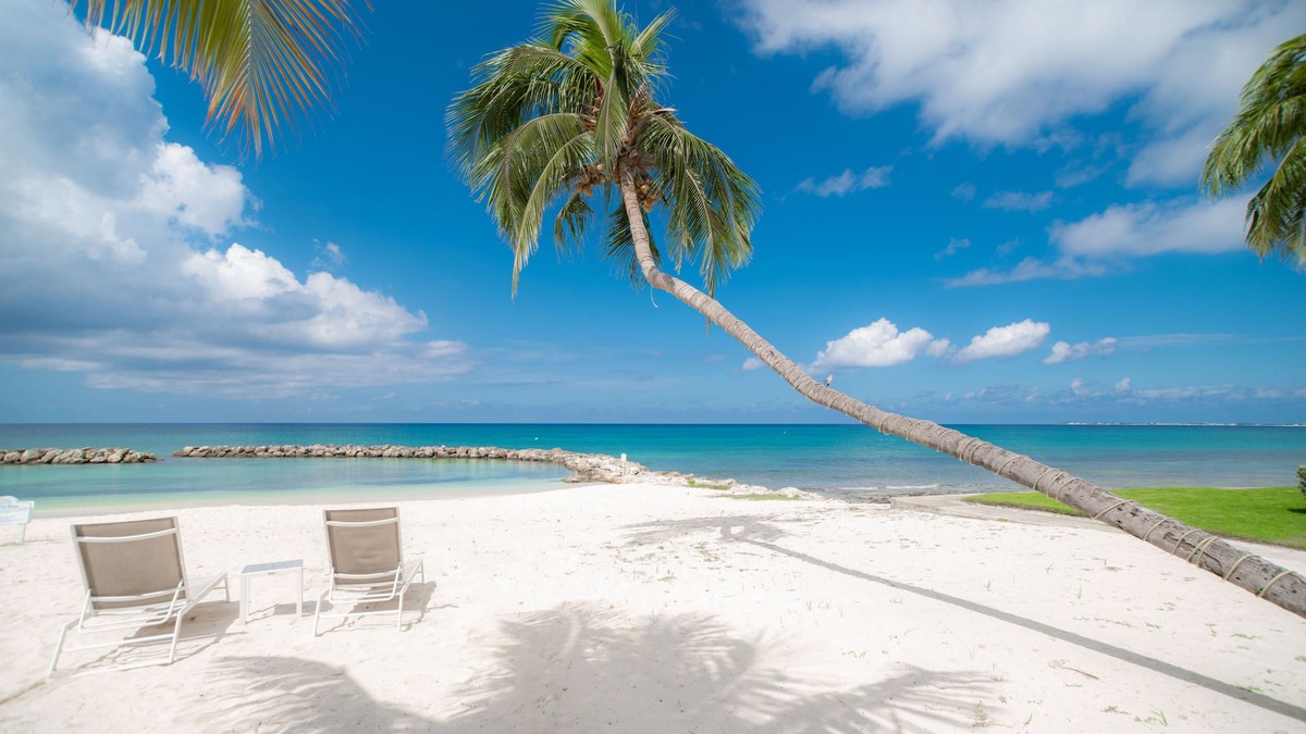3 Bedroom/2 Bath Oceanfront Condo