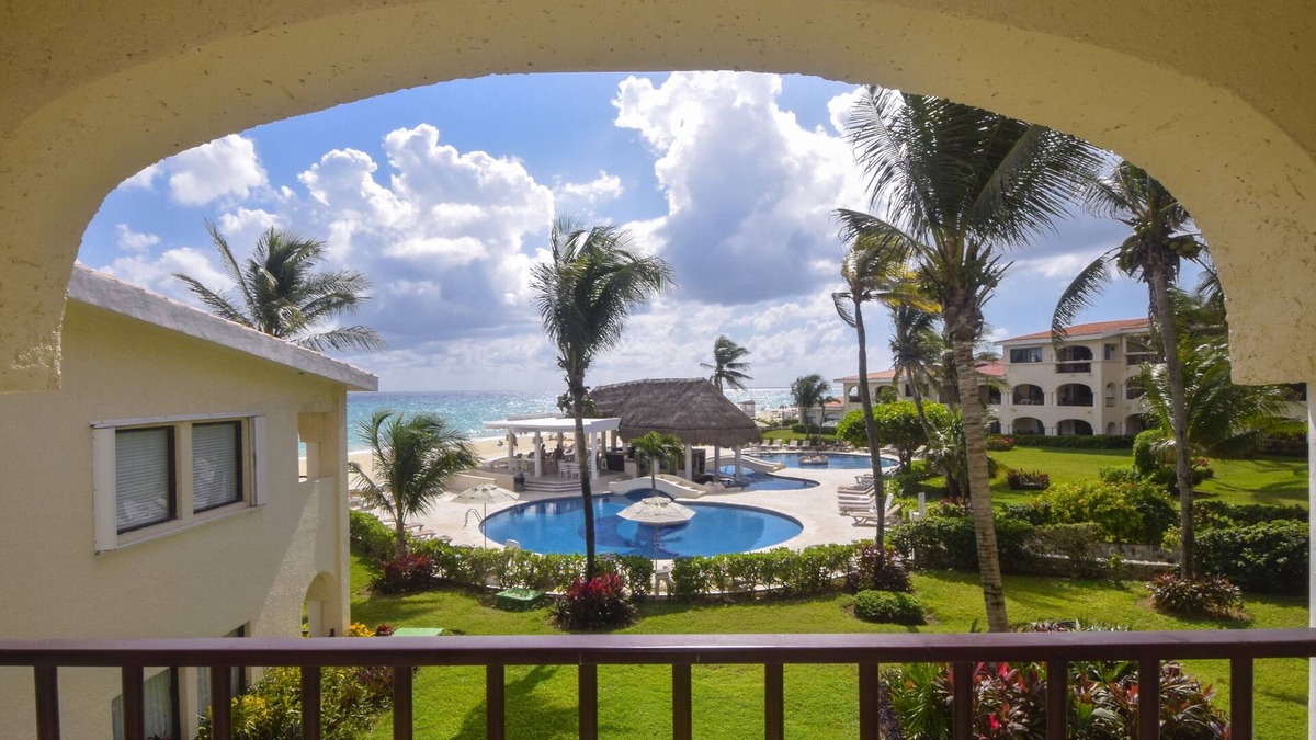 3BR w/Pool and Beach Access - Xaman Ha 7122