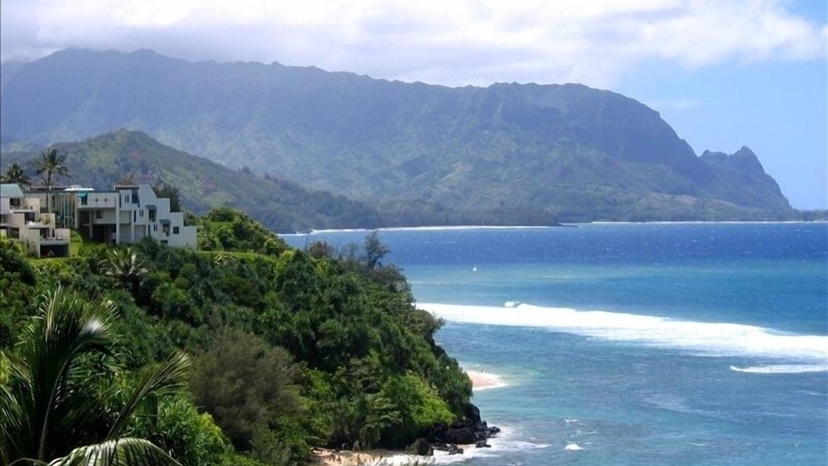 5 Stars Oceanfront Puu Poa Air Condition Unit in Northshore Princeville Kauai