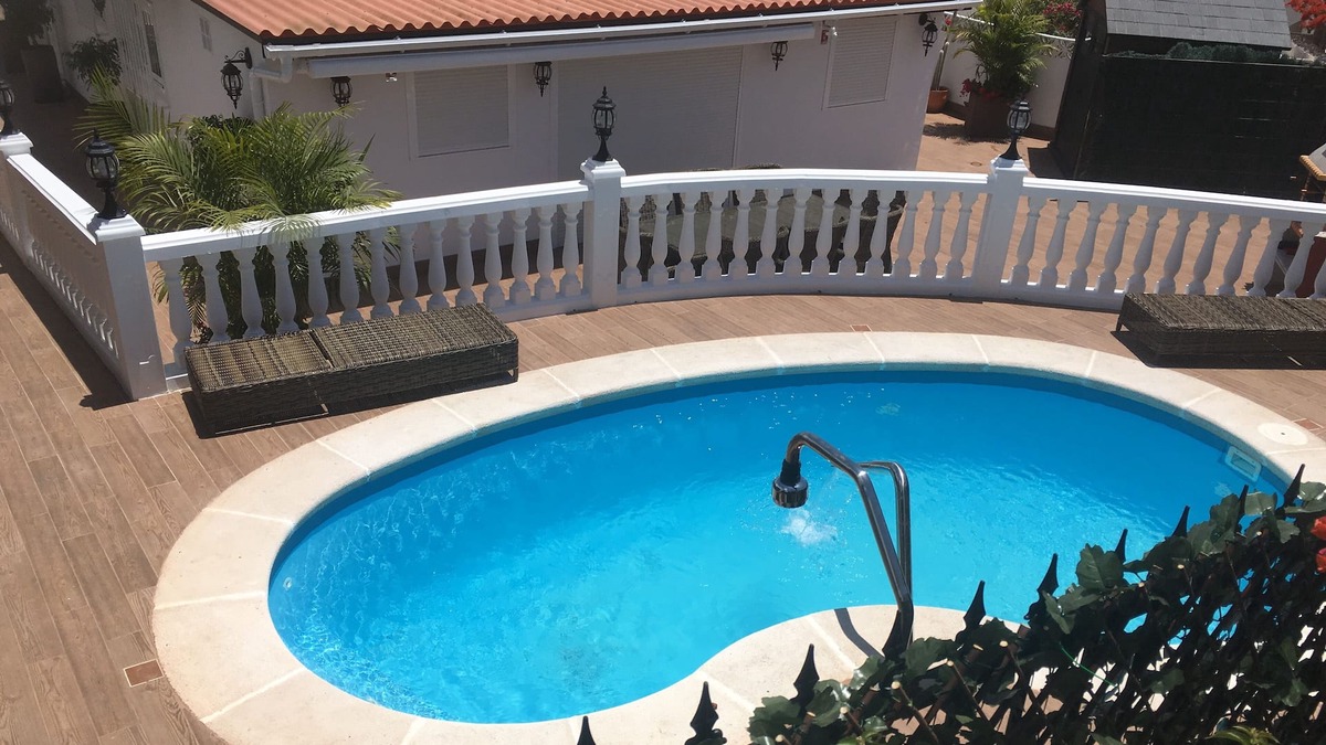 A SUPERB FAMILY FRIENDLY VILLA WITH ITS OWN PRIVATE HEATED POOL WITH WIFI