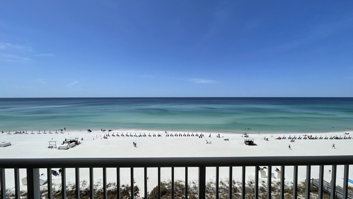 Amazing 3BR/2BA Beach Front Condo, Majestic Beach Tower 2 #604