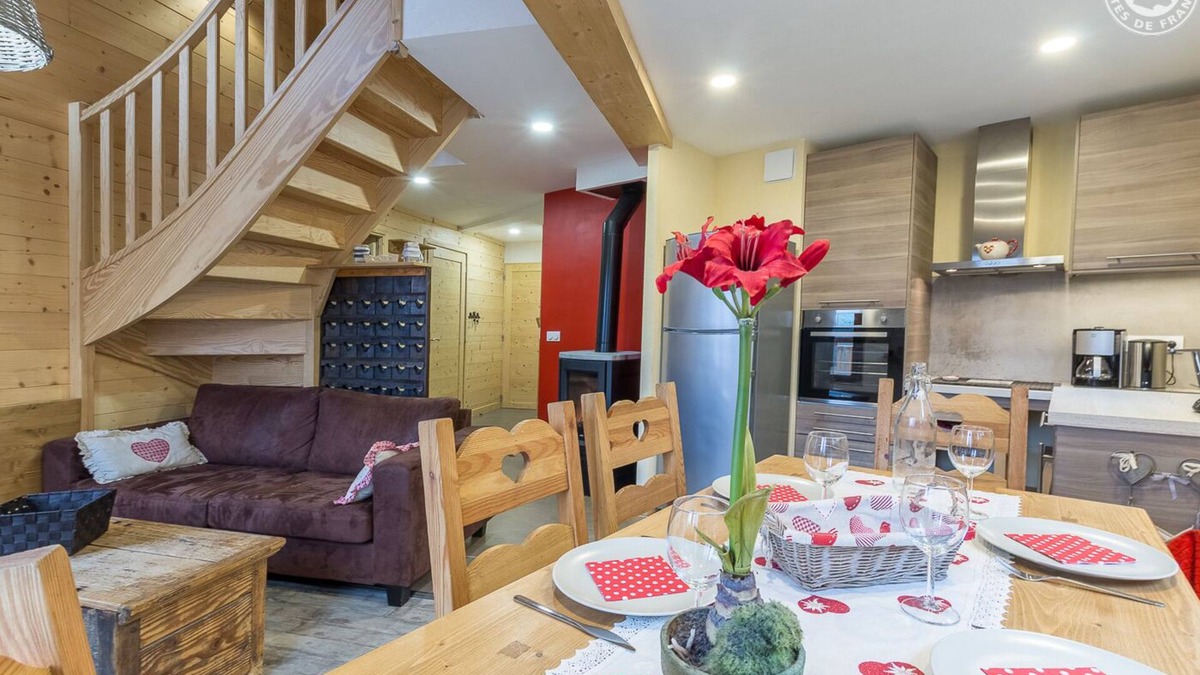 Apartment 6 persons "la Parrachée" 4 stars
