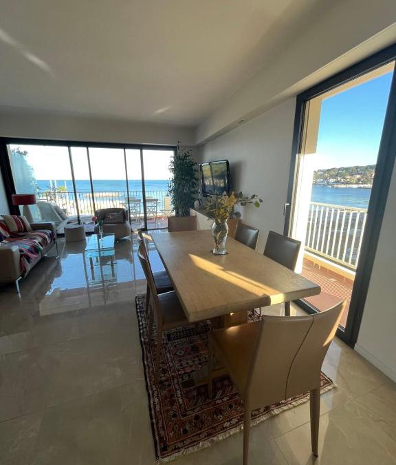 Apartment for 6 people with stunning sea view