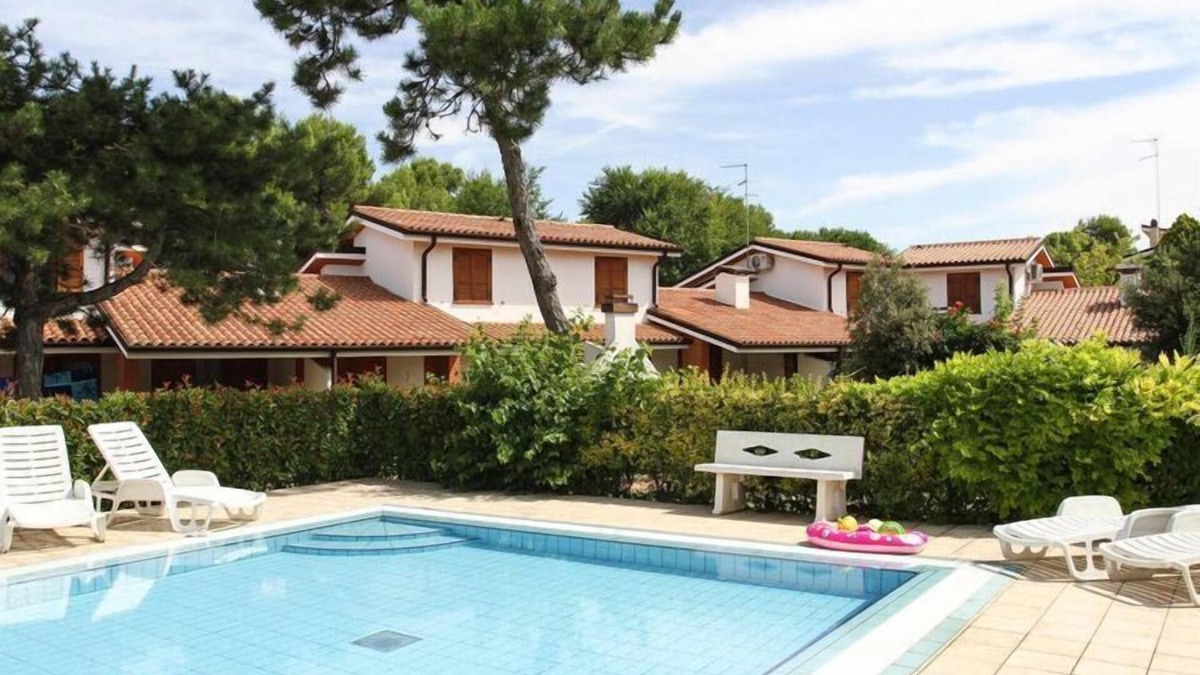 Apartment in Italy near Sandy Beach