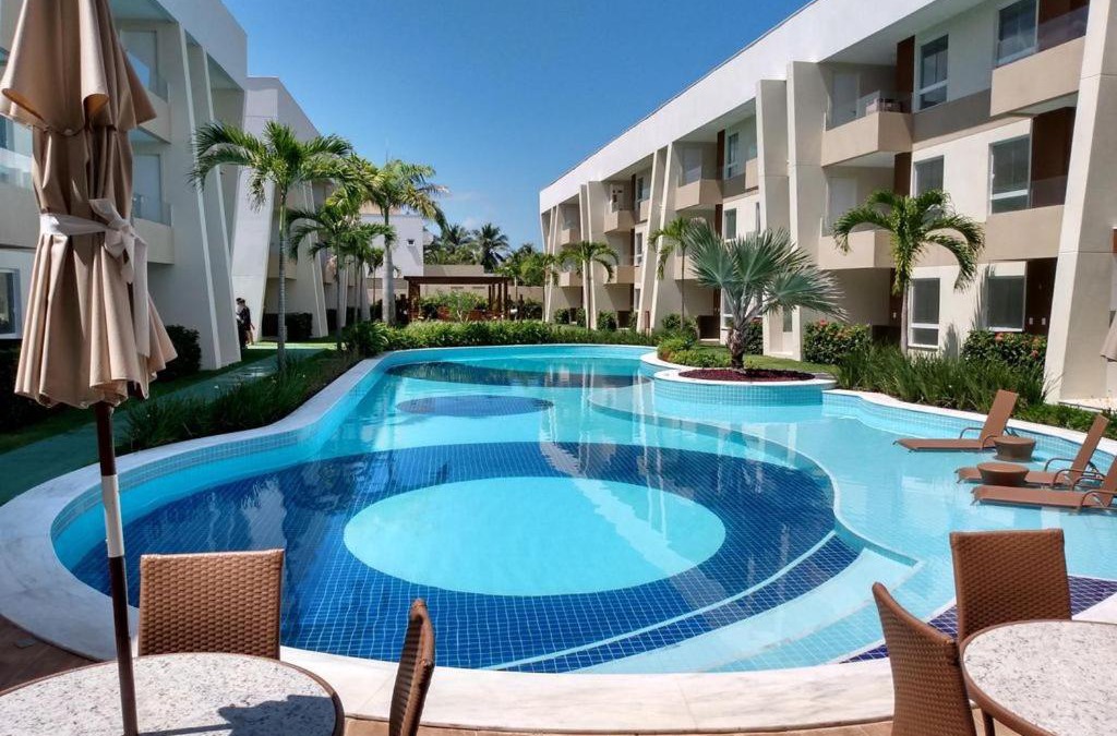 Apto Guarajuba Praia Condomínio Porto Smeralda-100 metros da Praia