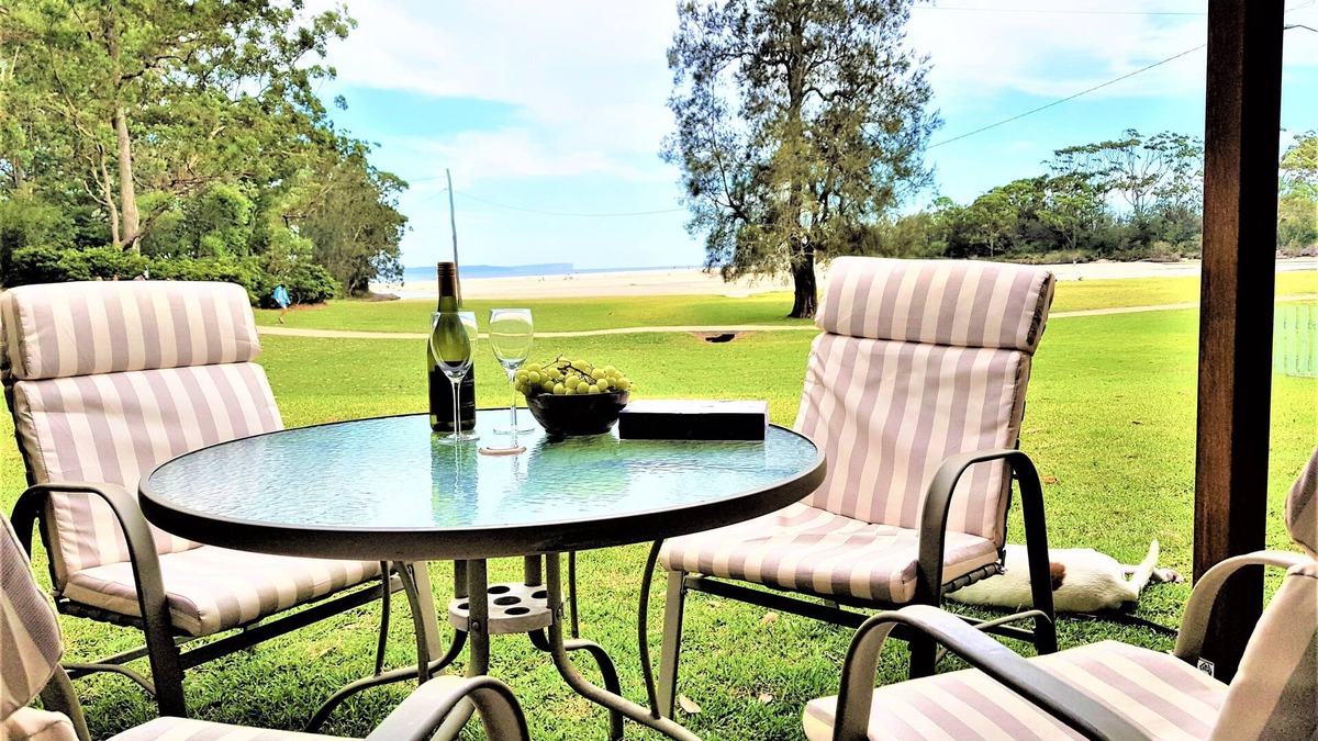 AROS on MOONA at HUSKISSON, JERVIS BAY - ABSOLUTE WATERFRONT RESERVE