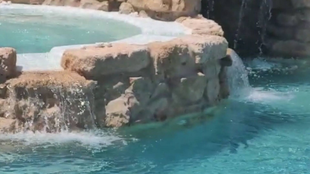 Beachnear NEW Bali Villa & BIG Pool,2 Jacuzzis, Cave,Waterfall,Chillout&Barbacoa