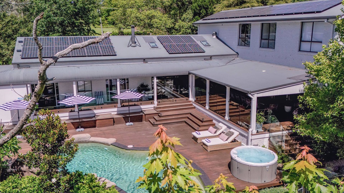 Berry Luxury Retreat