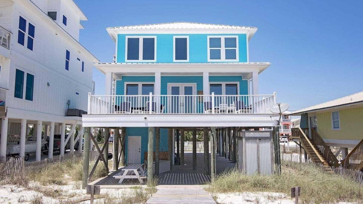 Big Easy 6 bedroom Beachfront House Gulf Shores Sleeps 18 by Prickett Properties