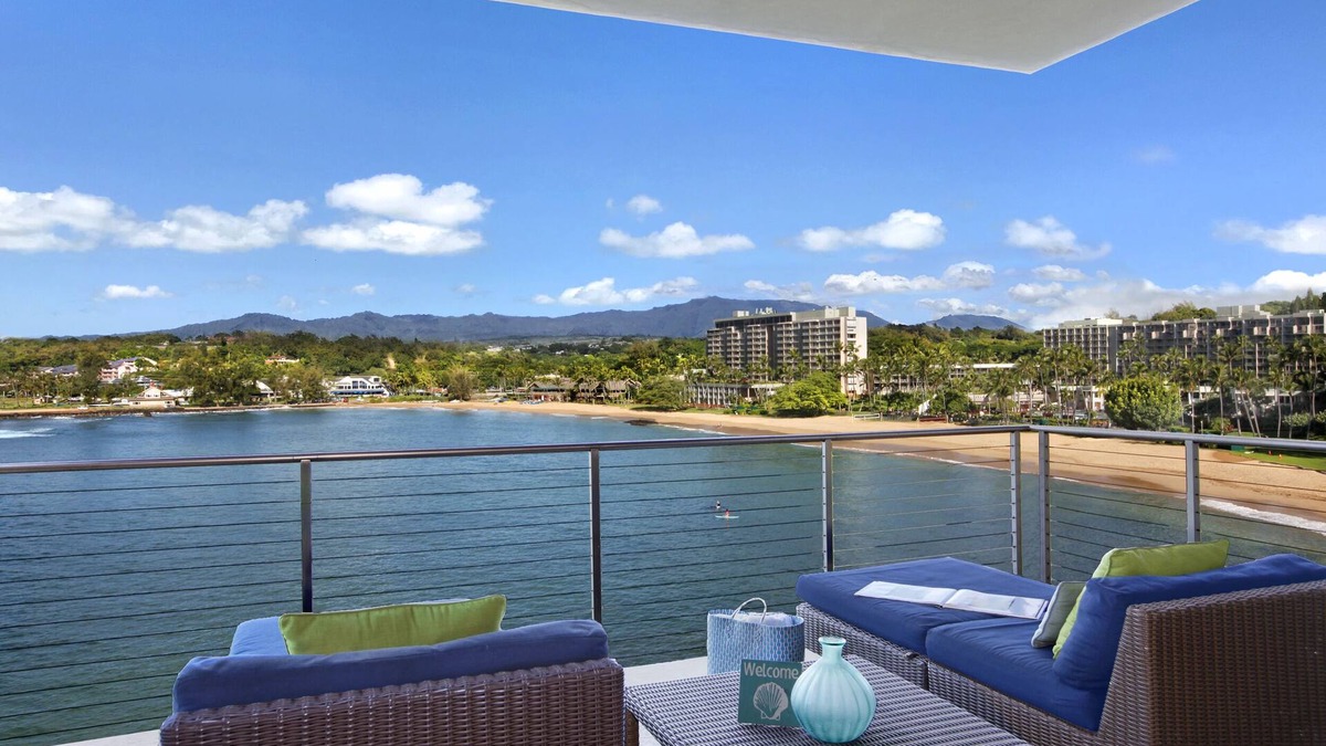 Breathtaking Oceanfront Suite @ Kalapaki Bay