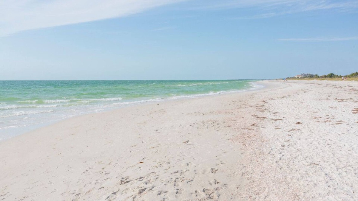 CALADESI HOUSE, CLEARWATER ISLAND, PRIVATE BEACH, PRIVATE SWIMMINGPOOL