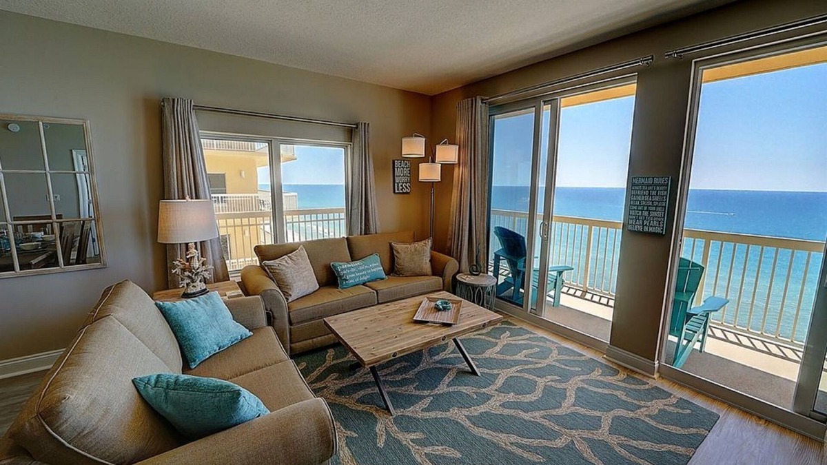 Calypso Corner Unit. Incredible wrap around Balcony, Highly Reviewed!