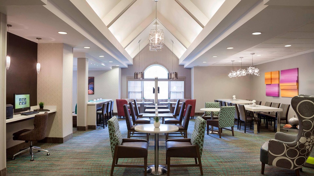 Cambridge Suites Mississauga