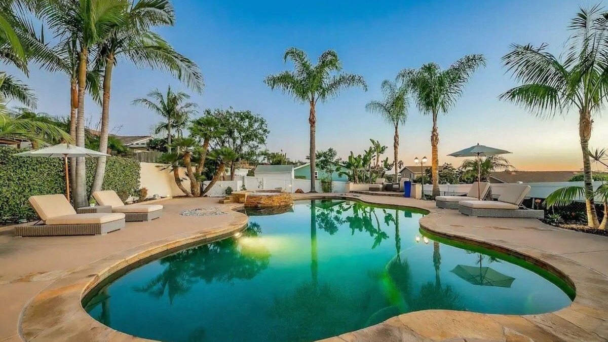Carlsbad Oceanview Luxury Home w/Private Pool, Spa, Outdoor Kitchen & Grill