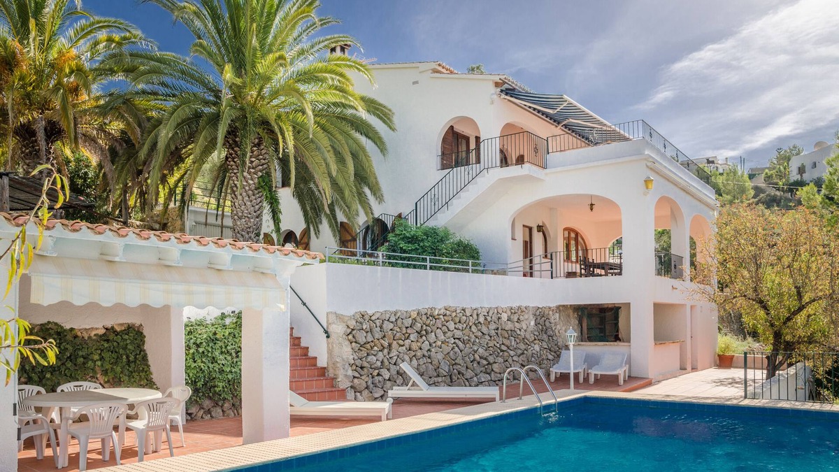 Casa Ensueño - an oasis of peace with fantastic views.