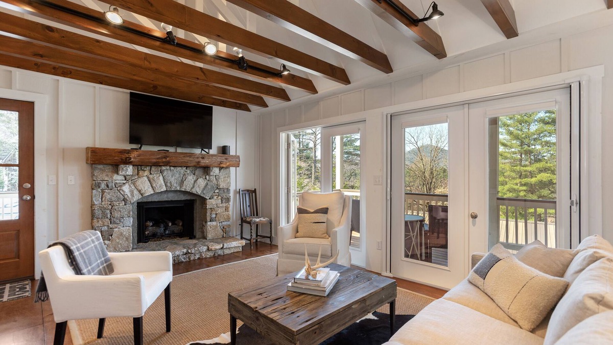 Cashiers Cottage 88
