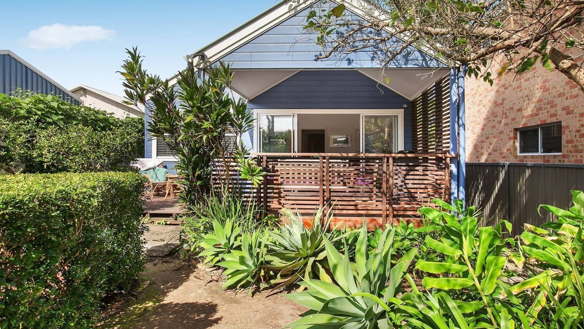 Castia Beach House