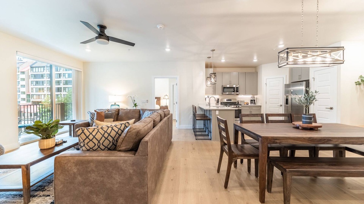 Centrally Located Condo in Keystone w/Mountain Views & Private Balcony!
