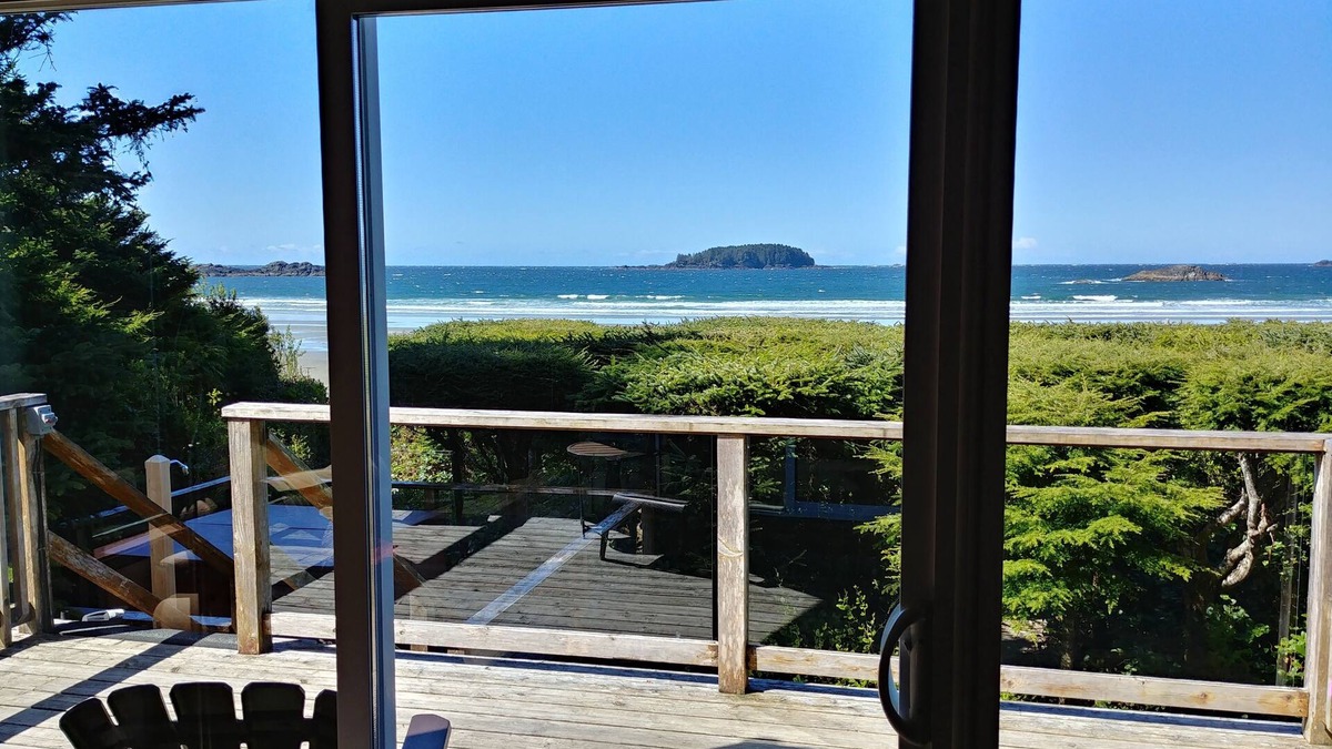 Chesterman Beachfront House, spectacular views on the beach