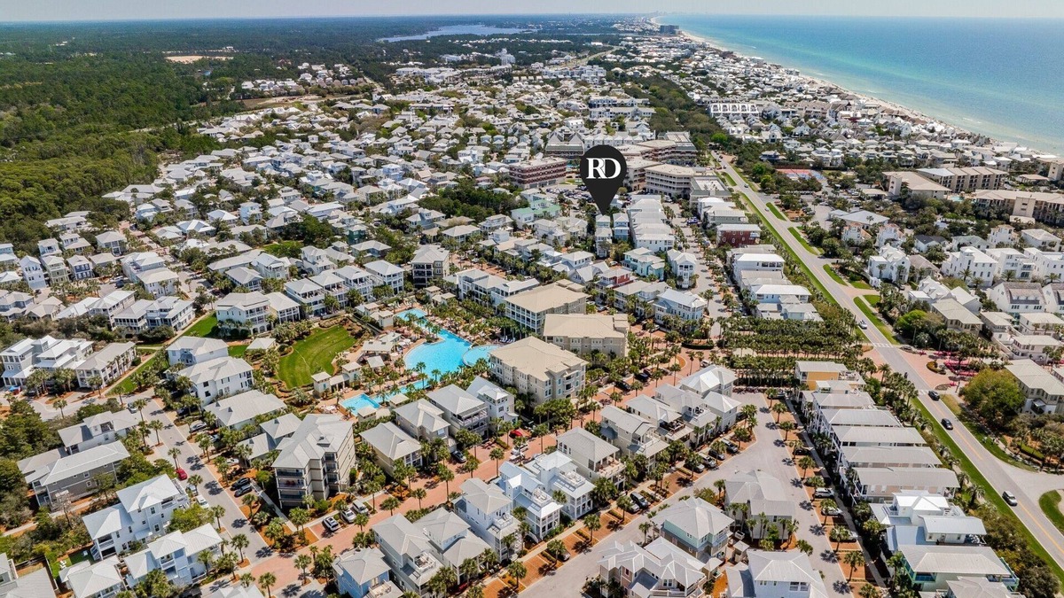 Community Pool And Beach Tram Service- Peek A Boo View By Royal Destinations