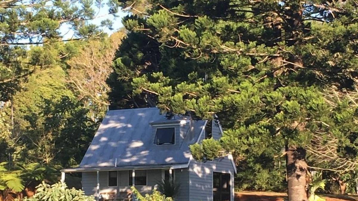 Cuddle Cottage Montville
