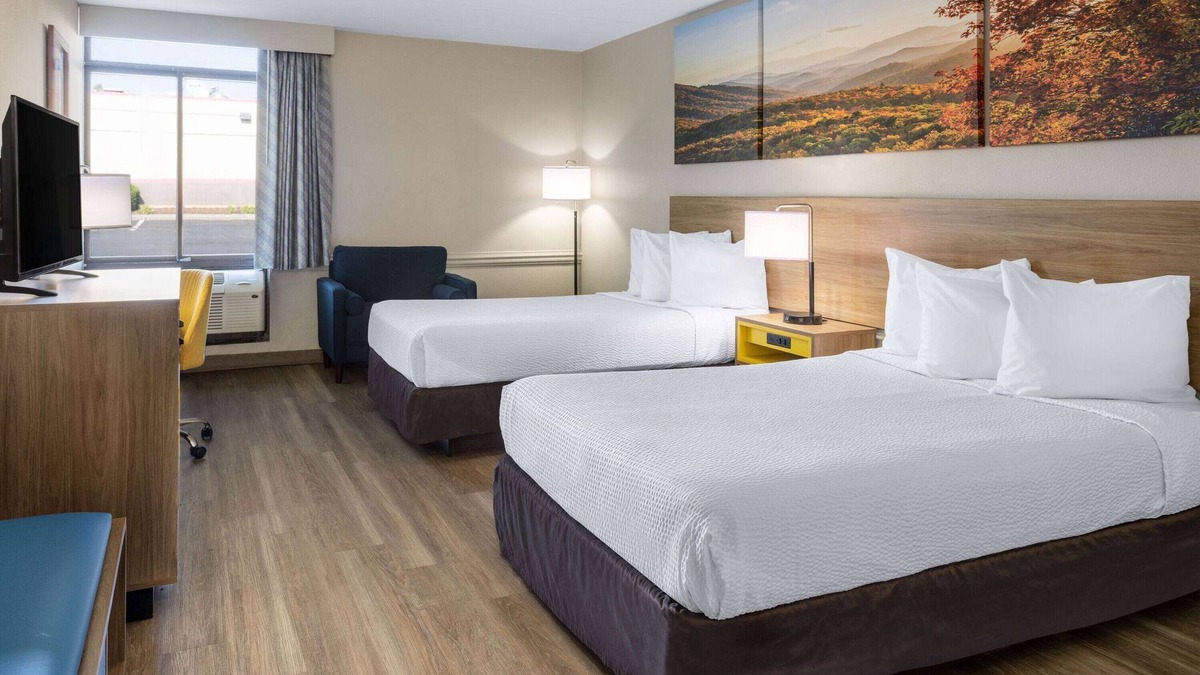 Days Inn by Wyndham Winchester