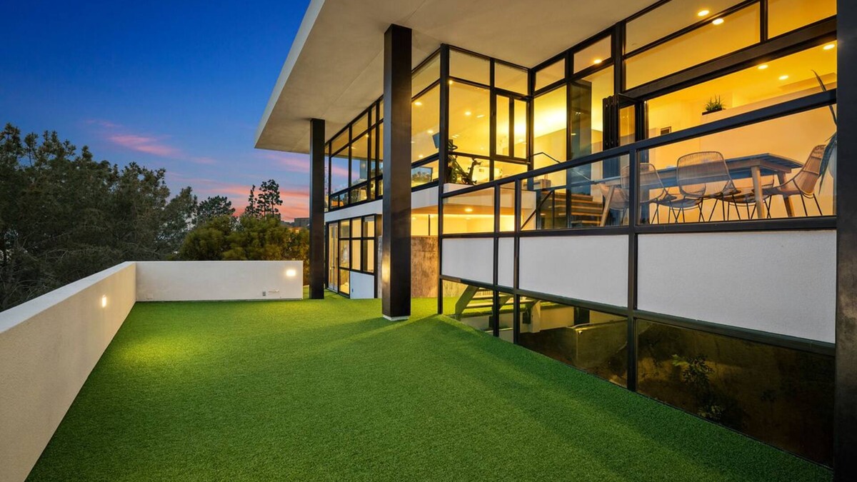 Del Mar Coastal Contemporary Masterpiece