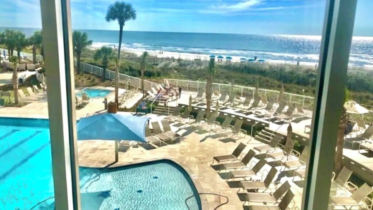 Direct Beachfront & Poolside Must See Renovation