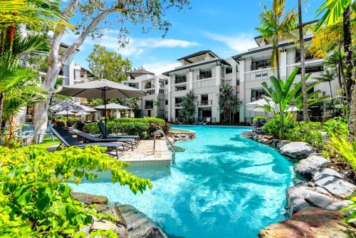 Elysium Private Apartments Triton by the Sea
