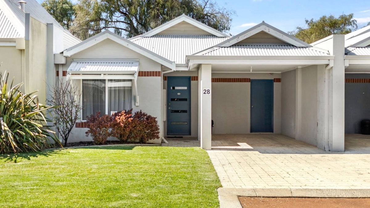 Escape to 28 at Cape View