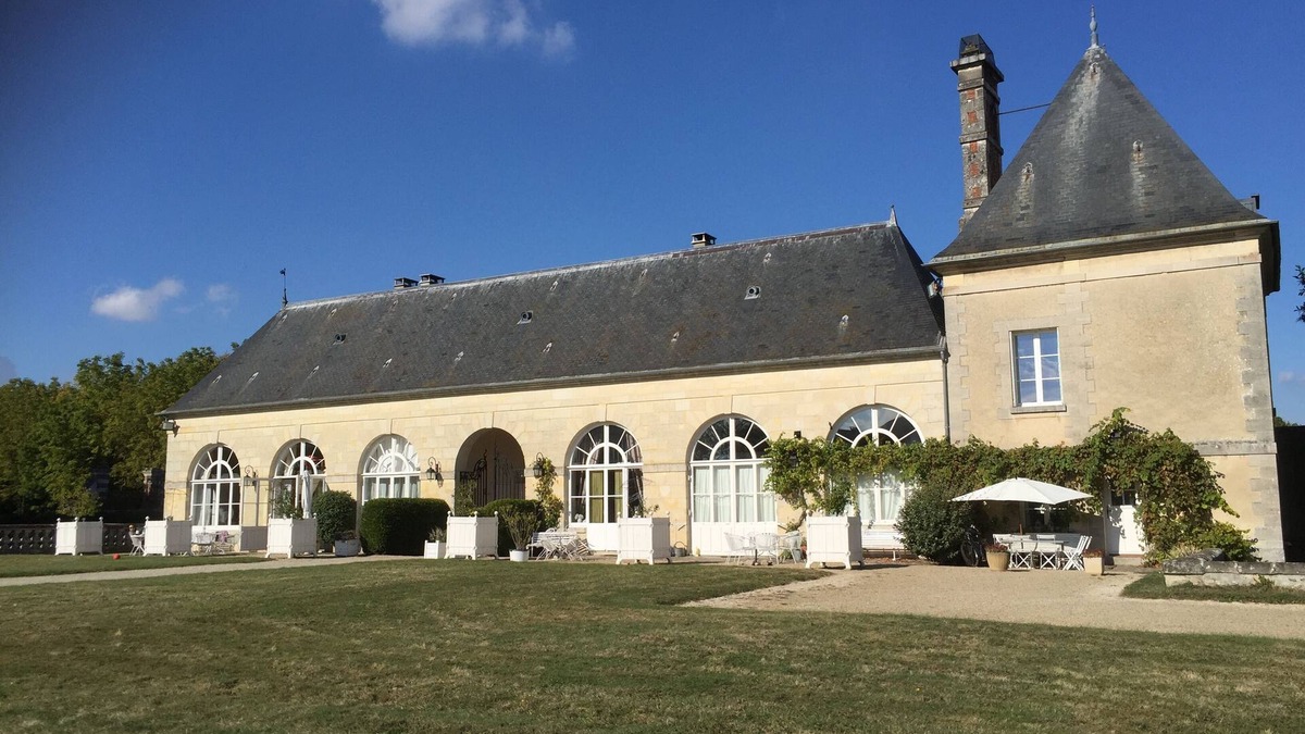 Former Castle Orangery 30 minutes from Disneyland