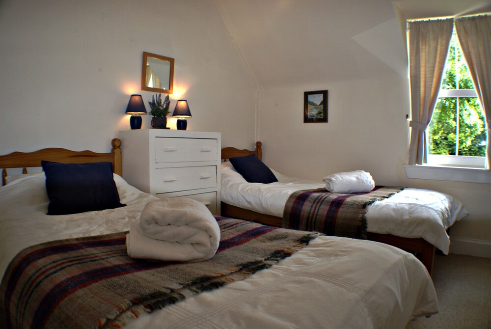 Lilybank,a traditional highland cottage located in Fort Augustus village.