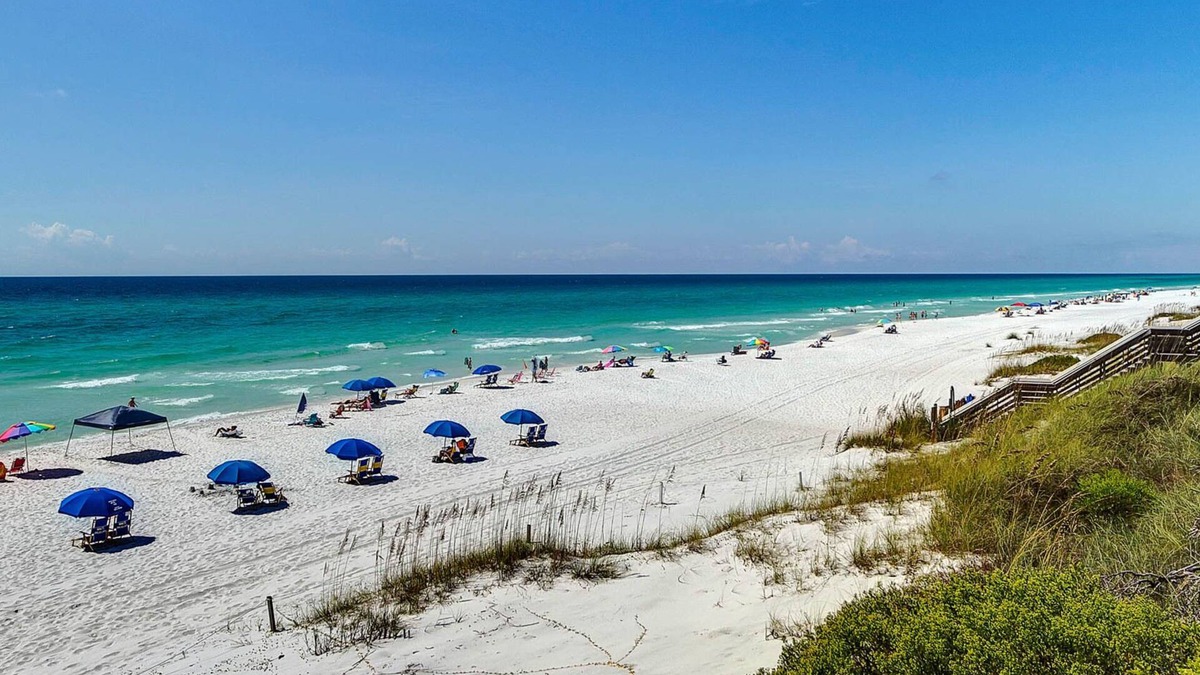Gulf Front in Seagrove Beach, 1st Floor, Sleeps 6 + Free Attraction Tickets!