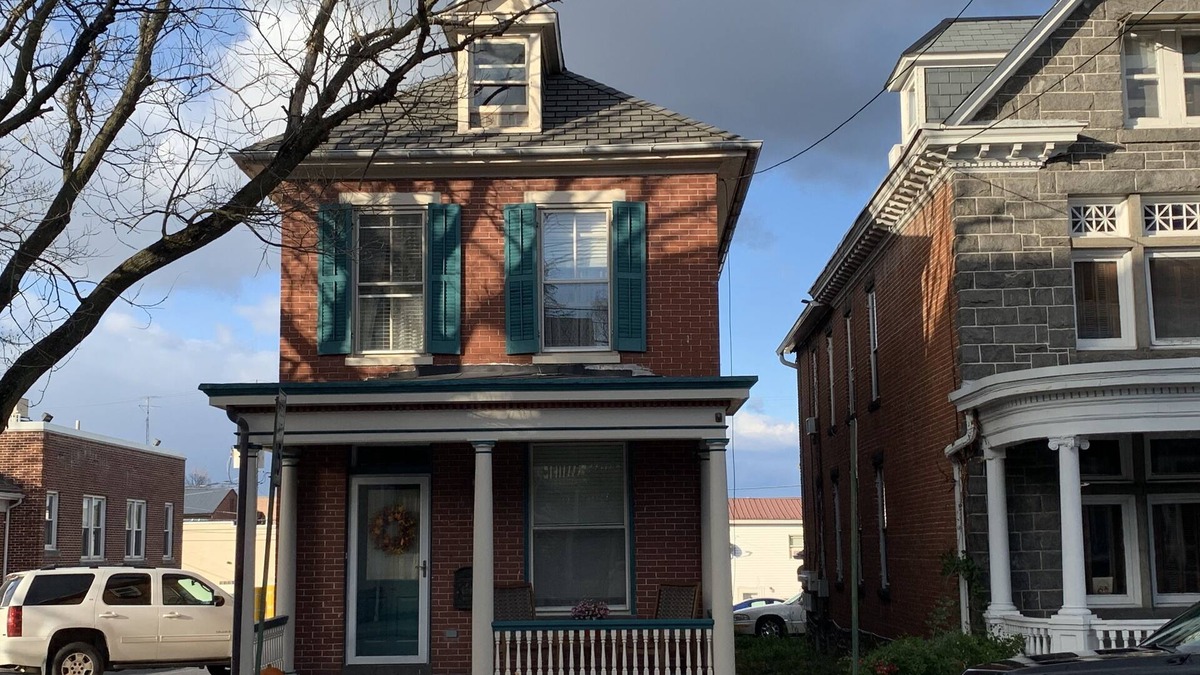 Historic Victorian in the heart of Gettysburg!