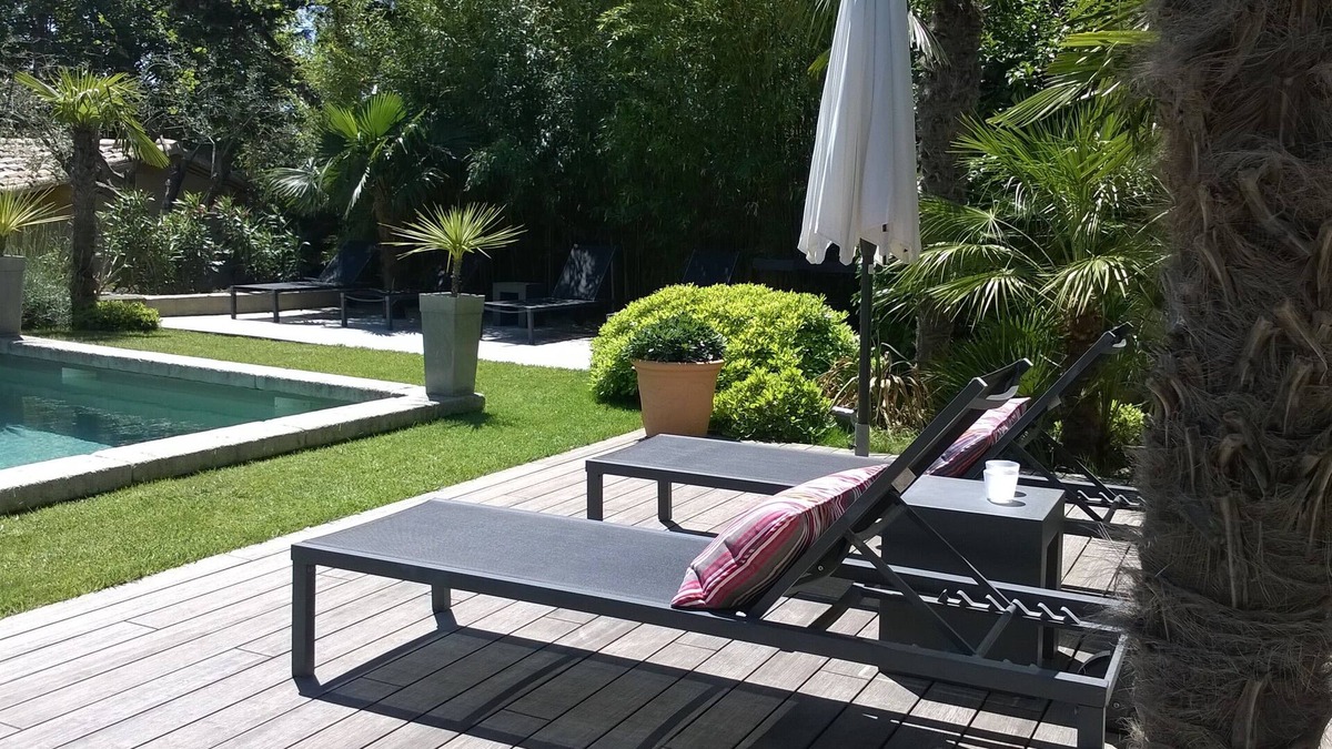 House in Provence. Orangery, great comfort. Villeneuve les Avignon.