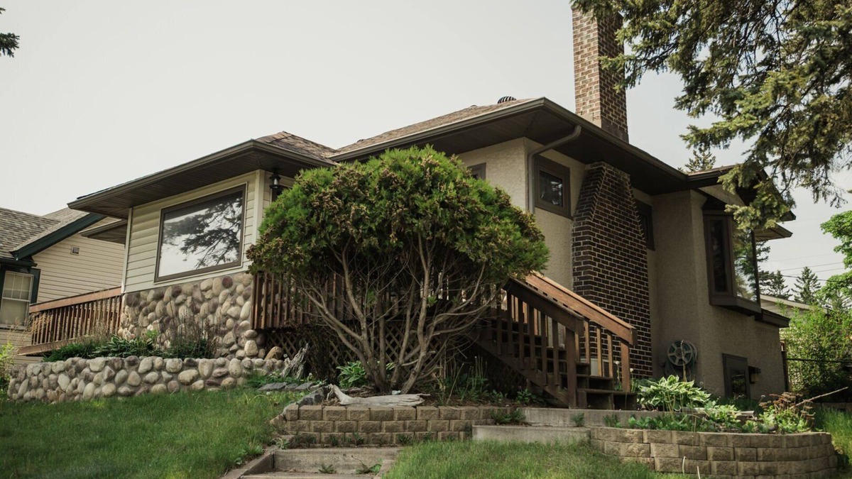 Lakeside Bungalow | Extended Stay Living