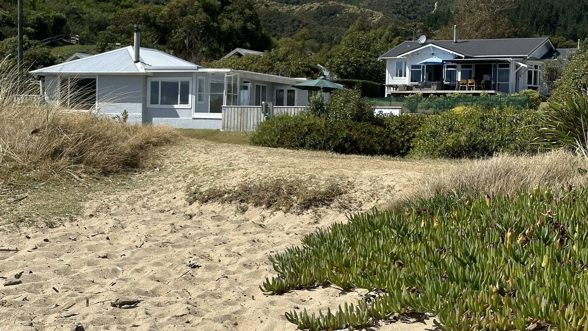 Ligar bay Cottage of Golden Bay