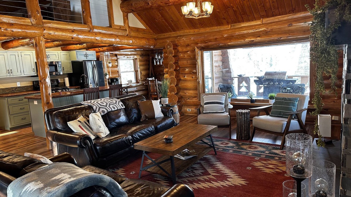 Log Cabin on Caribou Lake in Chippewa National Forest