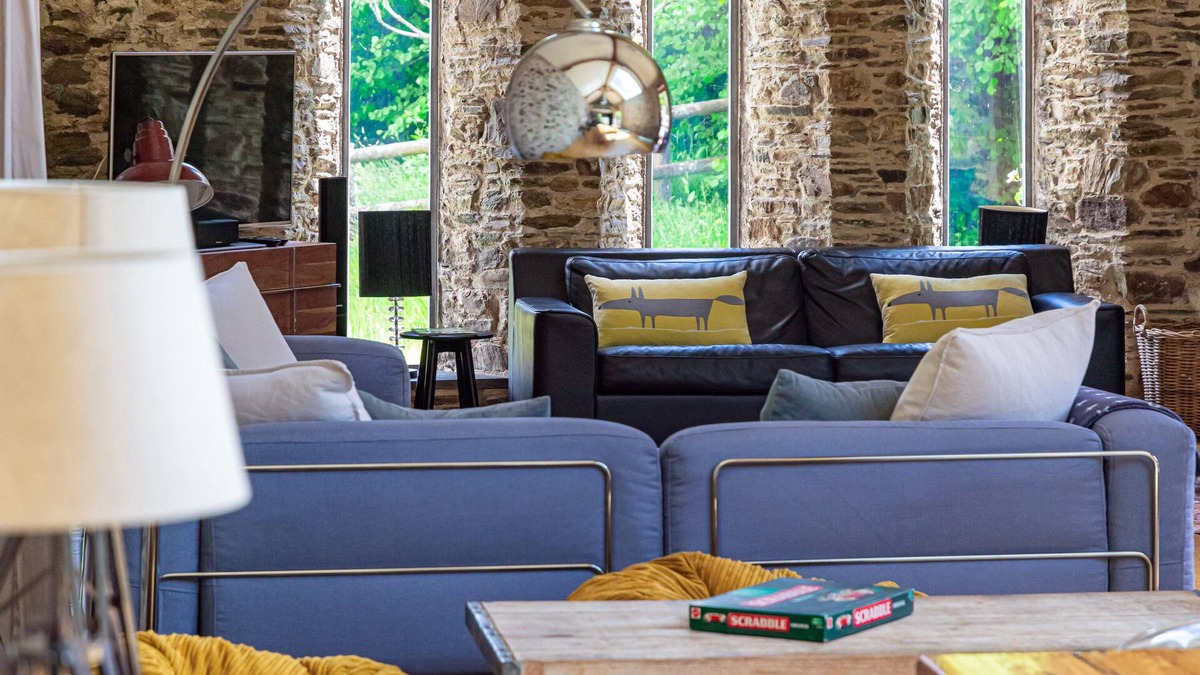 Luxurious barn conversion in the heart of the South Hams.