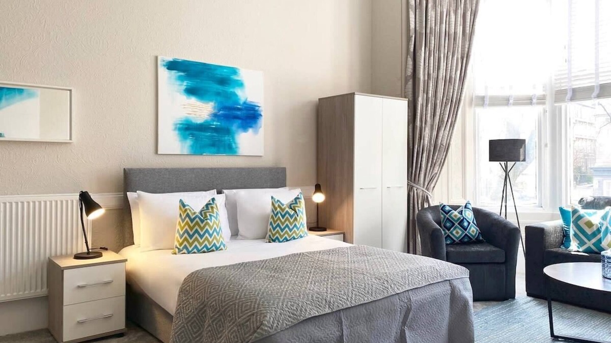 Luxurious Studio in Glasgow's West End