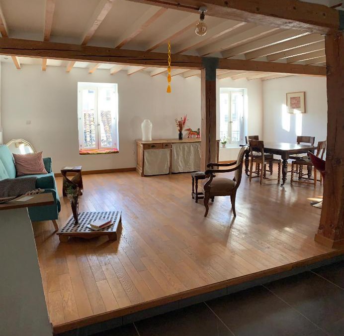 Medieval Avignon, calm, stunning & spacious 60m2