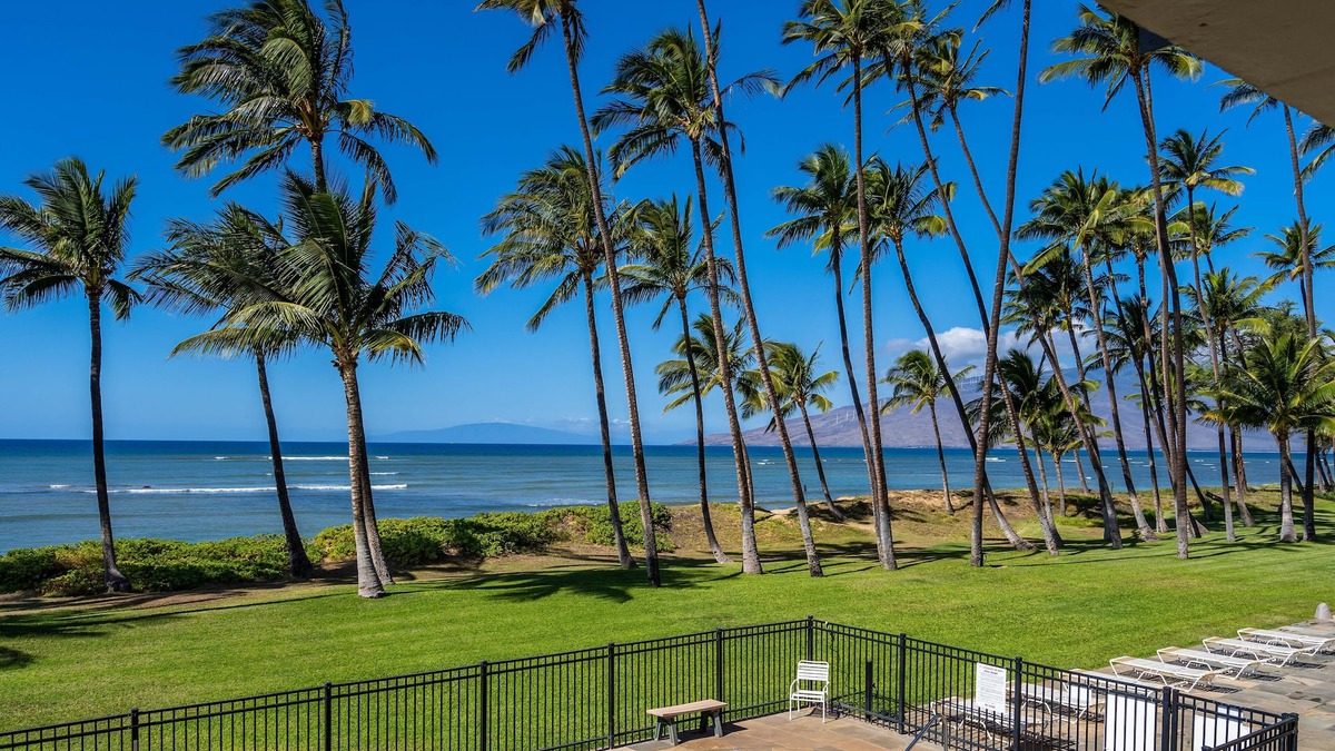 Oceanfront, two-bedroom, recent full remodel, gorgeous sunsets every night