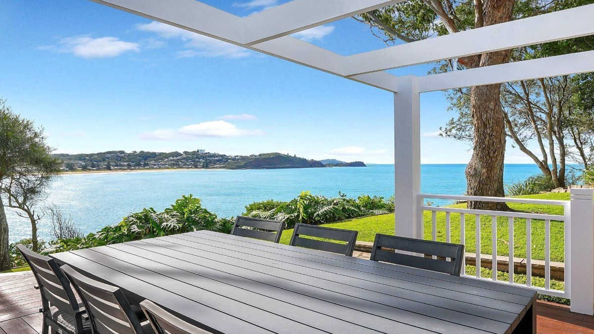 OSPREY HOUSE | Ocean Views , WIFI | Accom Holidays