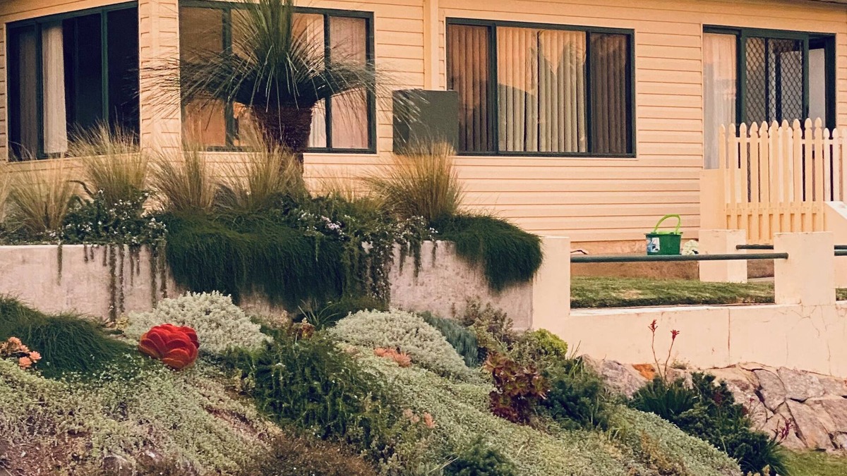 Parker's on Walton,nCosy Family Cottage, 5 min walk to beach, Bowling Club