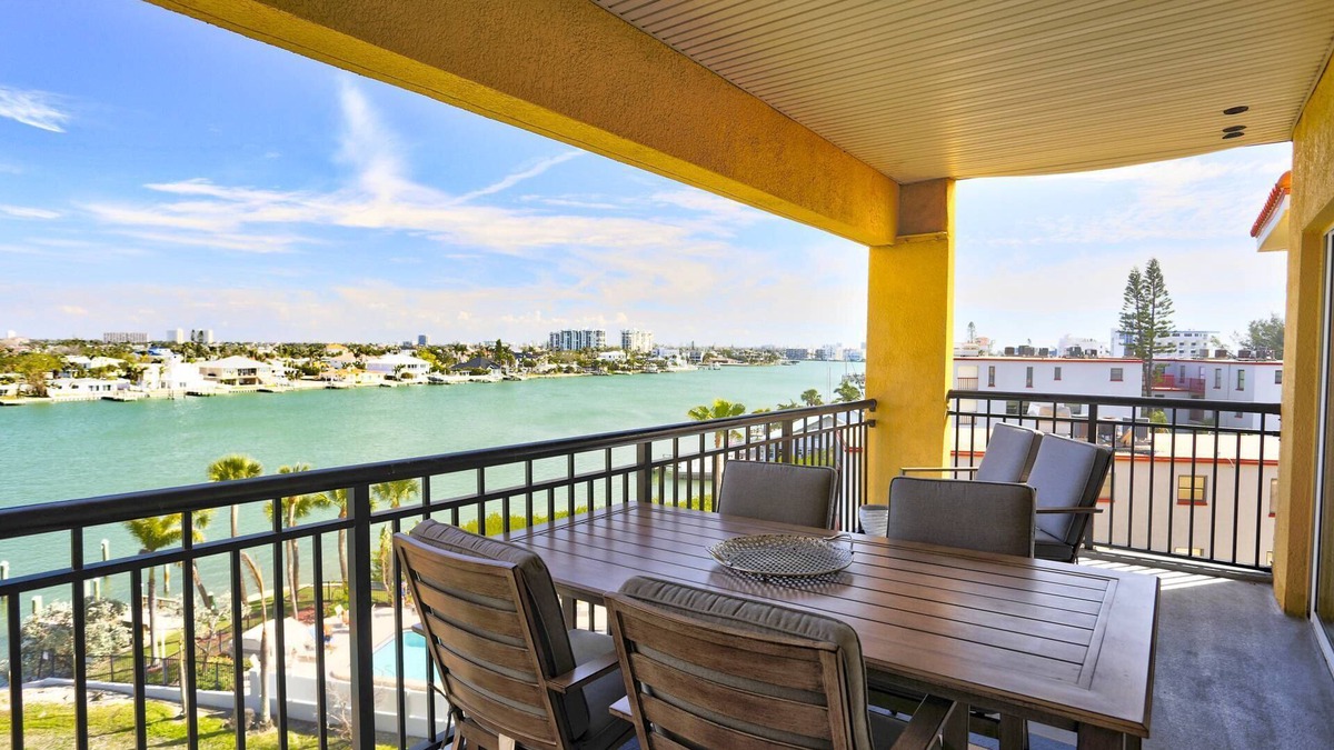 Partial Gulf View! Top Floor/Corner Unit. Watch dolphins from balcony. Great Views & Great Location!