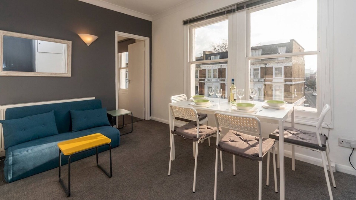 Pass the Keys | Charming Shepherds Bush Apartment Near Westfield Shopping Centre