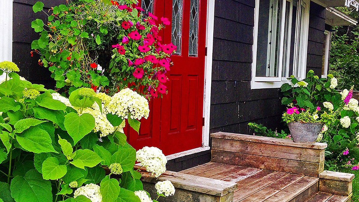 Potter's Cottage in Lovely Margaree Valley