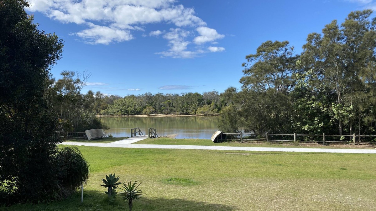Pottsville Beach Retreat - Pet Friendly plus Car Charger