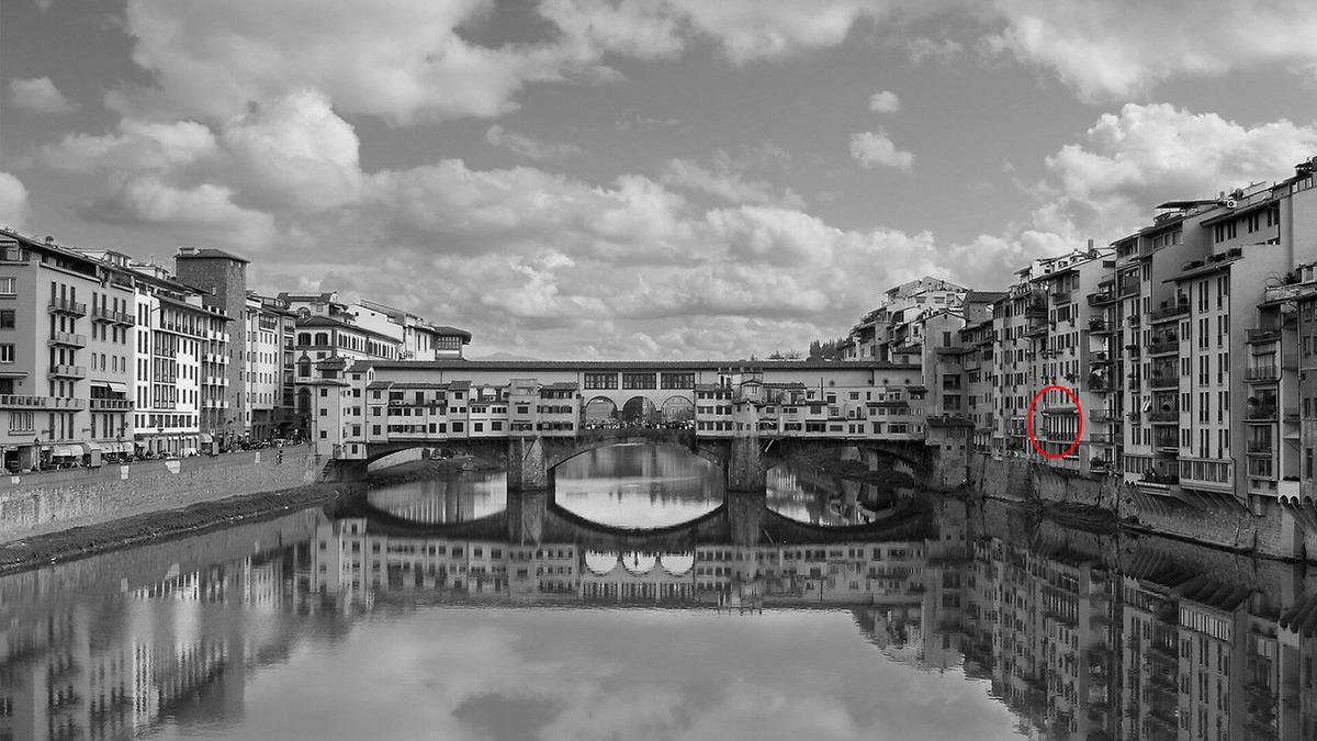 Prime location, comfort and a stunning view of Ponte Vecchio!