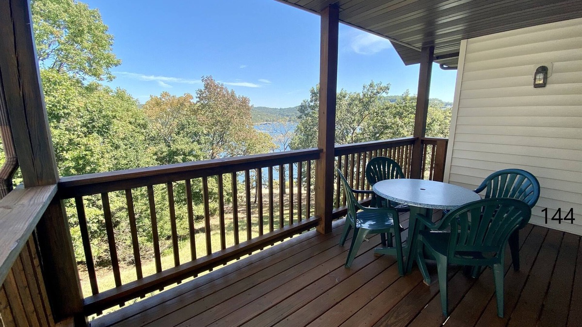 Rock Lane 144 lakefront with resort amenities!